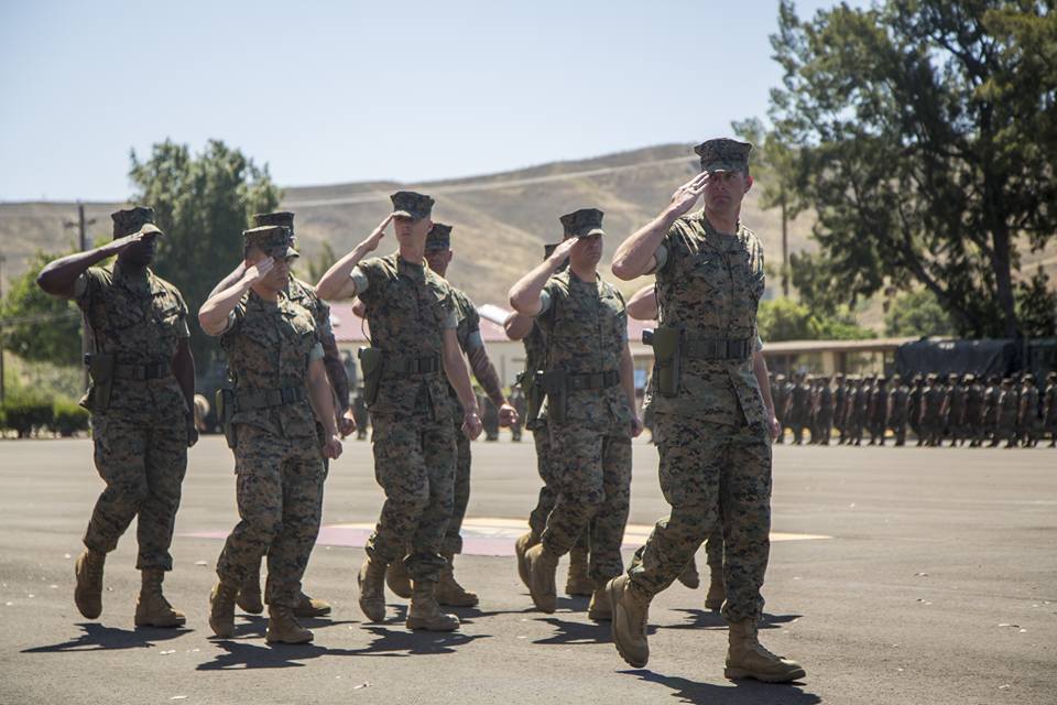 marines formation salute
